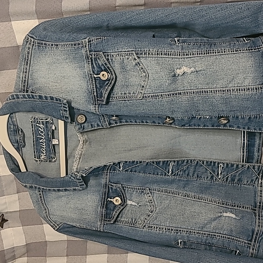 DENIM JACKET